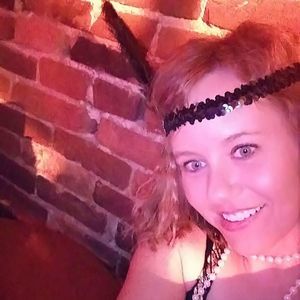 Meet your Posher, Lacey